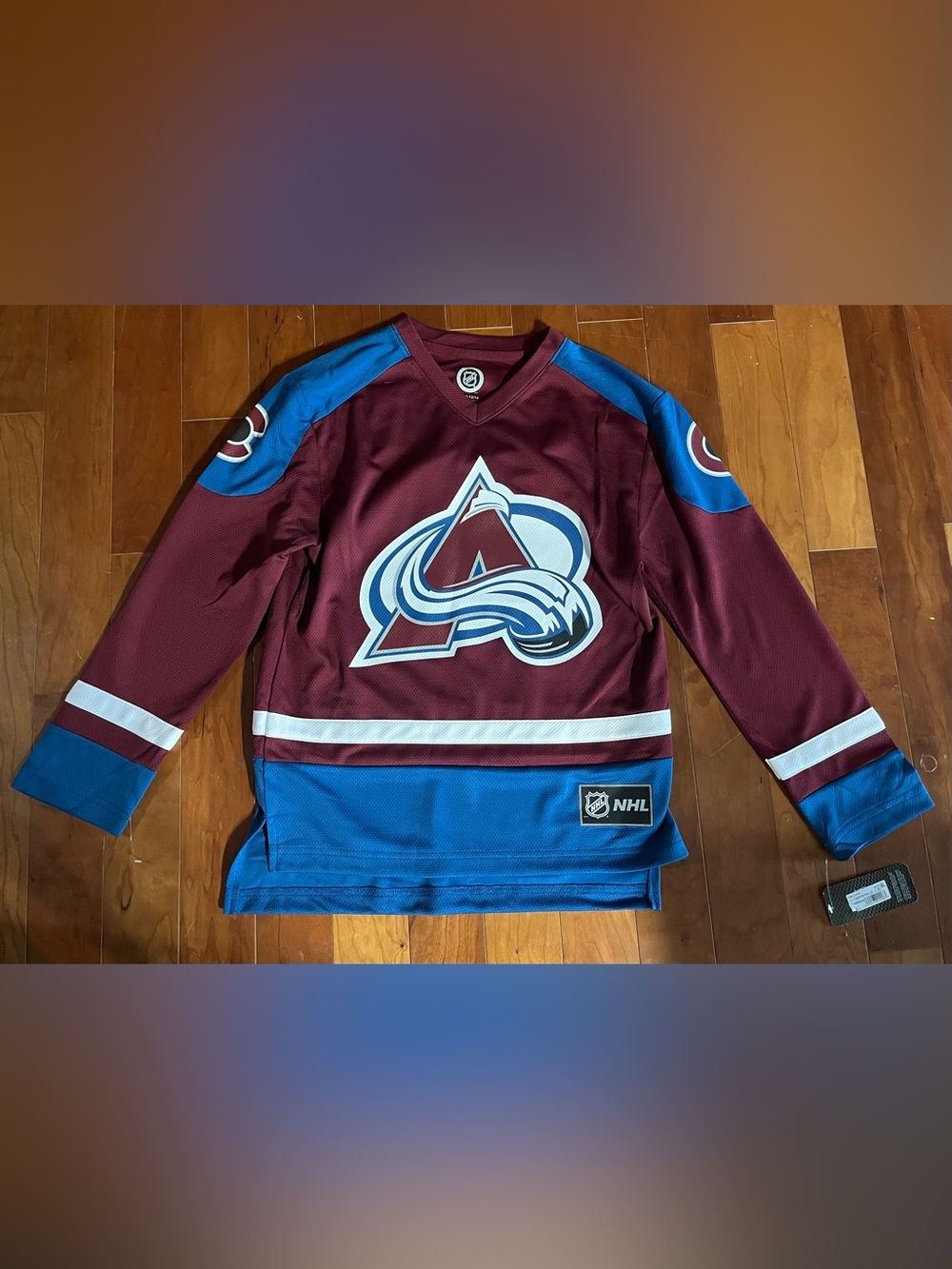 Colorado Avalanche #29 Nathan MacKinnon youth large jersey men’s xxs/women’s xs